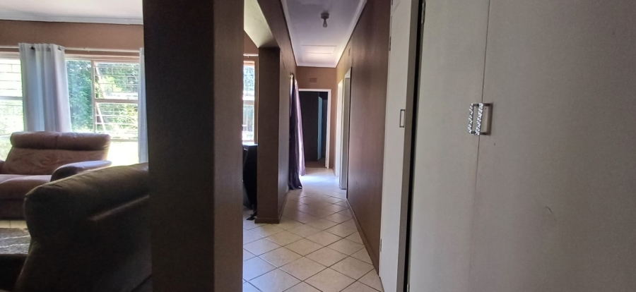 4 Bedroom Property for Sale in La Hoff North West